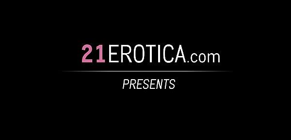 Skinny brunette Kate Rich anal riding before cumshot